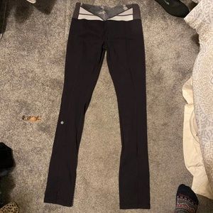 Lululemon skinny groove pant